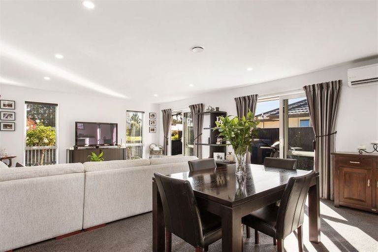 Photo of property in 50 Cairnbrae Drive, Prebbleton, 7604