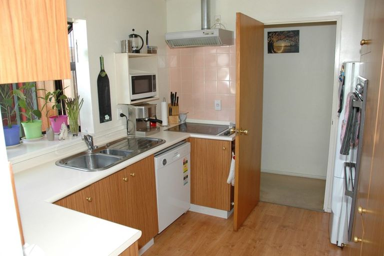 Photo of property in 36a Hardy Street, Waterloo, Lower Hutt, 5011