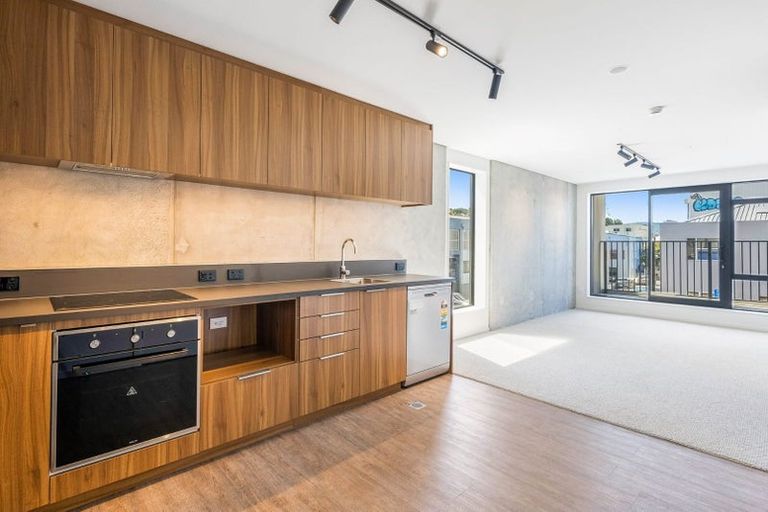 Photo of property in 201/21u King Street, Mount Cook, Wellington, 6021