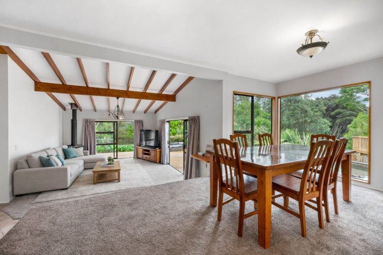 Photo of property in 78 Opanuku Road, Henderson Valley, Auckland, 0612
