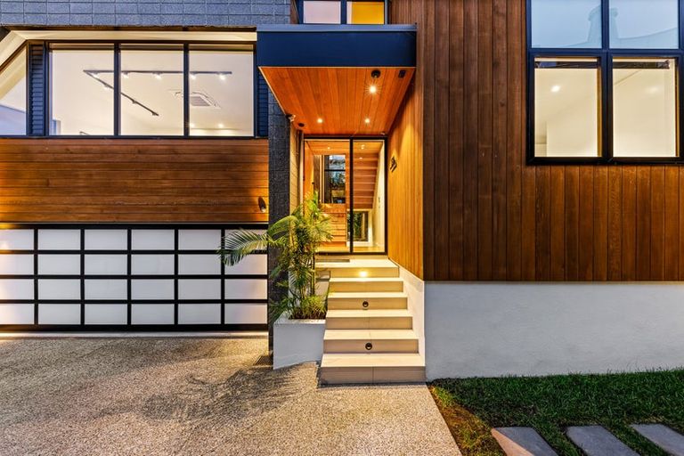 Photo of property in 131a Beach Road, Castor Bay, Auckland, 0620