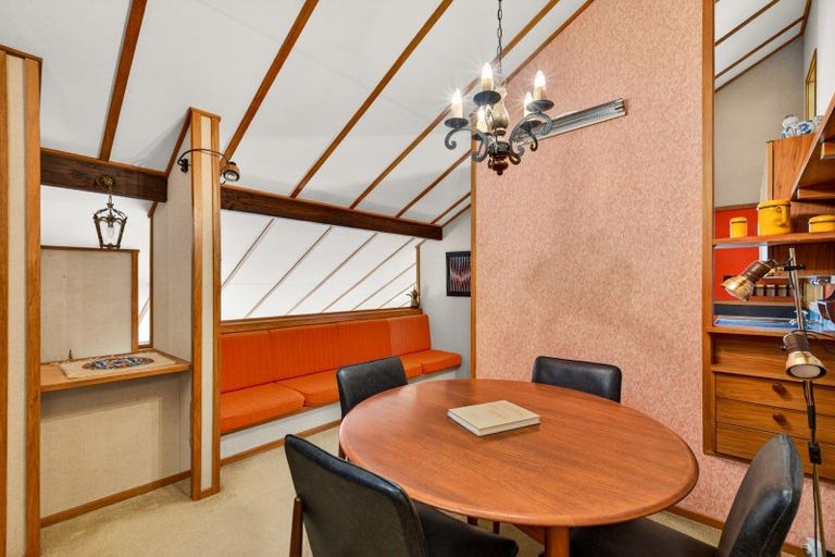 Photo of property in 122a Chaucer Road, Hospital Hill, Napier, 4110