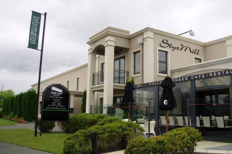 Photo of property in 44 Country Club Terrace, Northwood, Christchurch, 8051