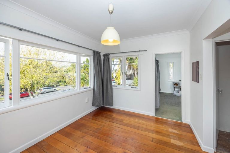 Photo of property in 122 Maeroa Road, Maeroa, Hamilton, 3200
