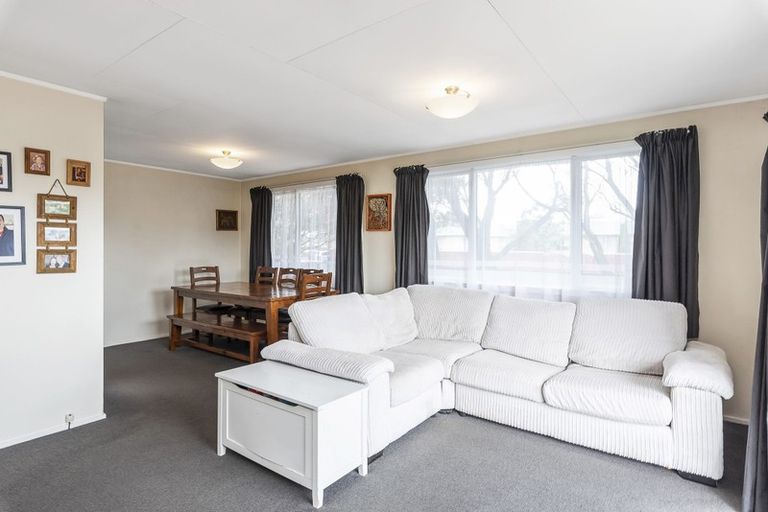 Photo of property in 57 Mazengarb Road, Paraparaumu Beach, Paraparaumu, 5032