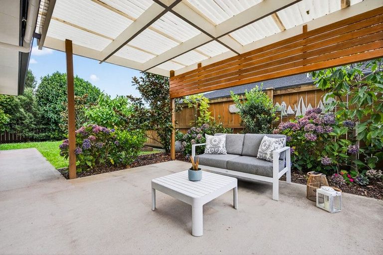 Photo of property in 27 Parlane Drive, Huapai, Kumeu, 0810