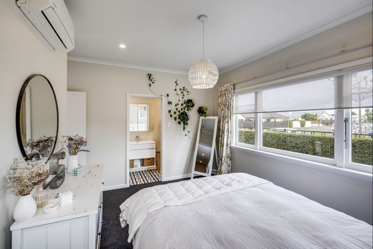 Photo of property in 24 Herrick Street, Marewa, Napier, 4110