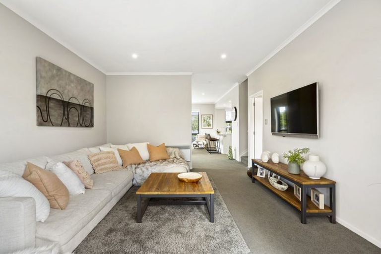 Photo of property in 2 Chaffinch Road, Hobsonville, Auckland, 0616