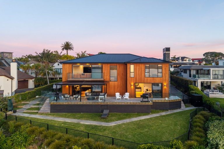 Photo of property in 47c Takutai Avenue, Half Moon Bay, Auckland, 2012