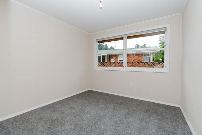 Photo of property in 6 Gerrand Place, Chedworth, Hamilton, 3210