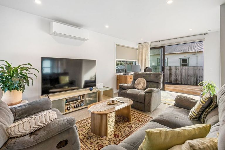 Photo of property in 10a Crest Street, Tainui, Dunedin, 9013