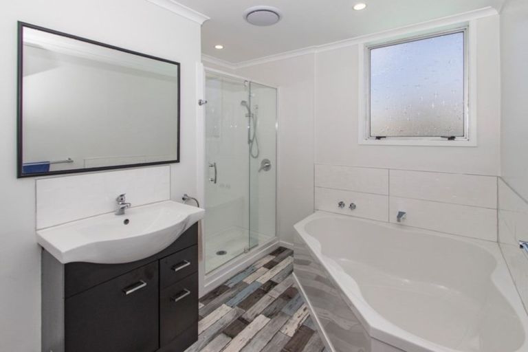 Photo of property in 6a The Esplanade, Westshore, Napier, 4110