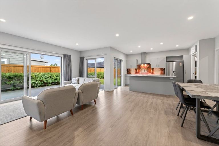 Photo of property in 3 Magnolia Lane, Kelvin Grove, Palmerston North, 4414