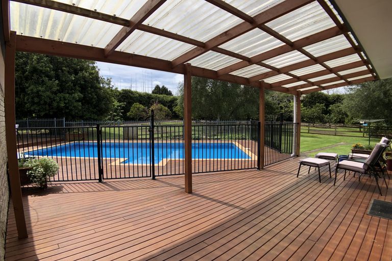 Photo of property in 42 Kendall Road, Kerikeri, 0230