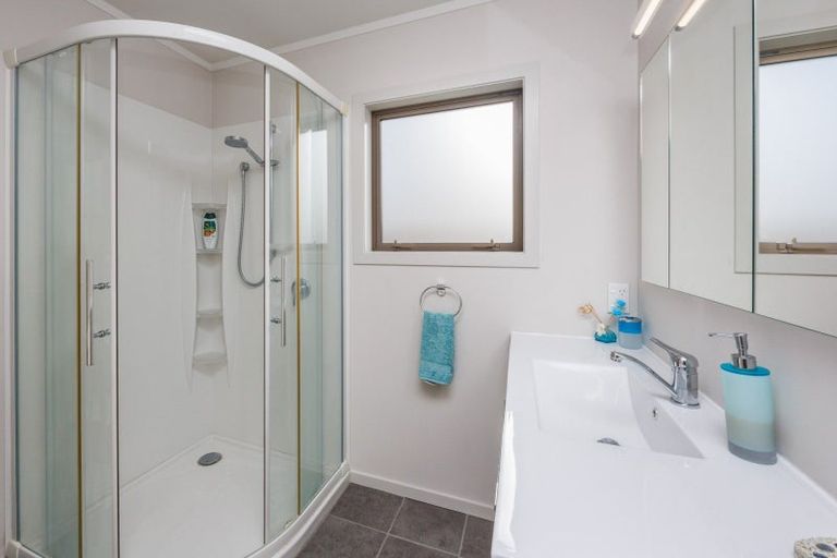 Photo of property in 3 Forbes Road, Foxton Beach, Foxton, 4815