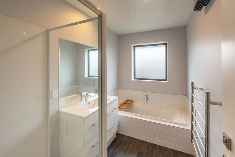 Photo of property in 6 Nicolau Avenue, Rolleston, 7615