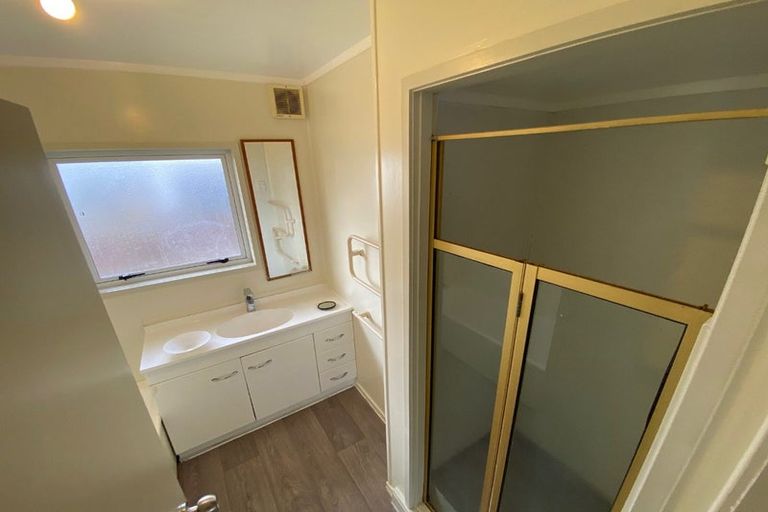 Photo of property in 298 Bucklands Beach Road, Bucklands Beach, Auckland, 2012