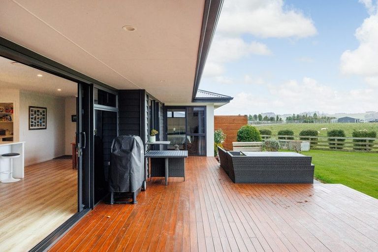 Photo of property in 18 Robbie Lane, Ashhurst, Palmerston North, 4470