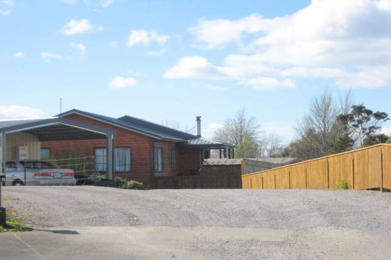 Photo of property in 9 Hinenamu Grove, Turangi, 3334