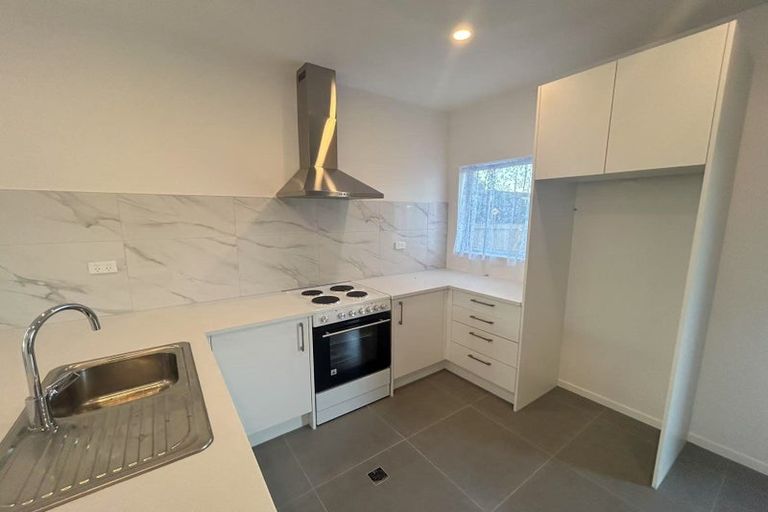 Photo of property in 1d Keegan Drive, Massey, Auckland, 0614