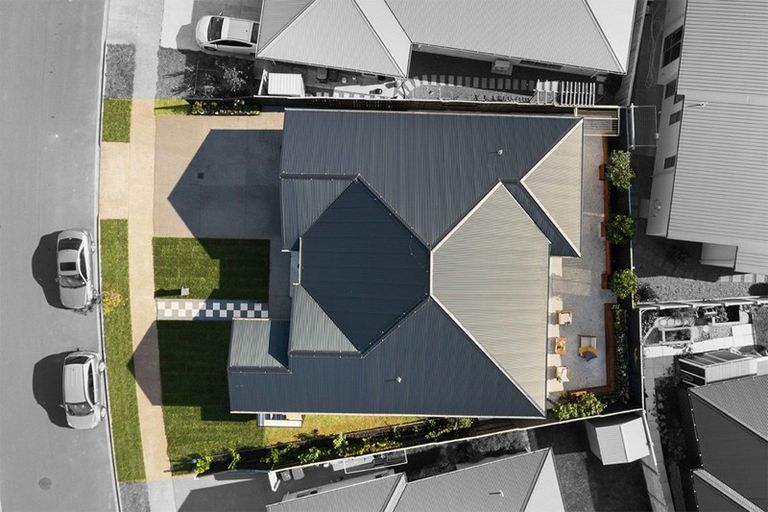 Photo of property in 34 Kahuparere Crescent, Pyes Pa, Tauranga, 3112