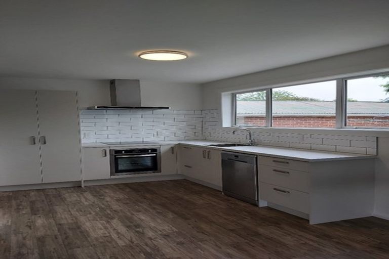 Photo of property in 2/10 Mathers Road, Hoon Hay, Christchurch, 8025