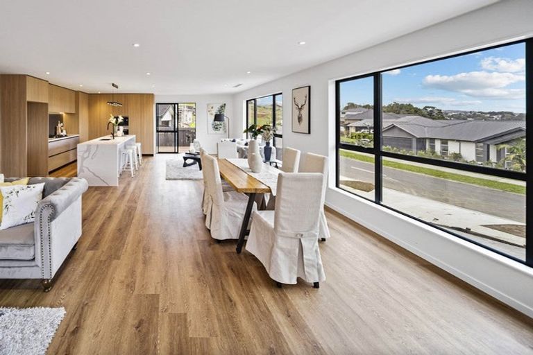 Photo of property in 116 Lisle Farm Drive, Pukekohe, 2120
