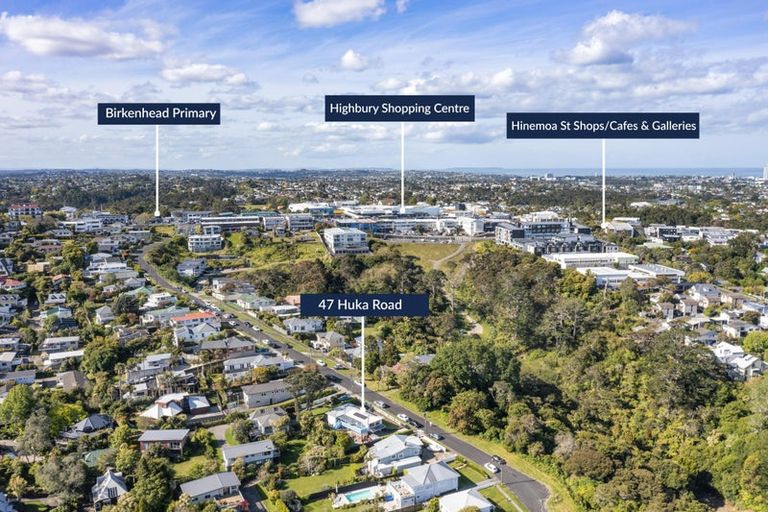 Photo of property in 47 Huka Road, Birkenhead, Auckland, 0626