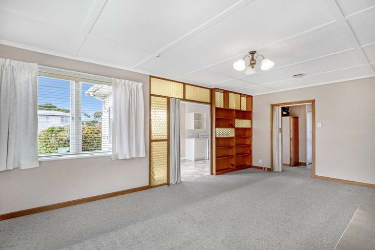 Photo of property in 10 Burns Street, Tawhero, Whanganui, 4501