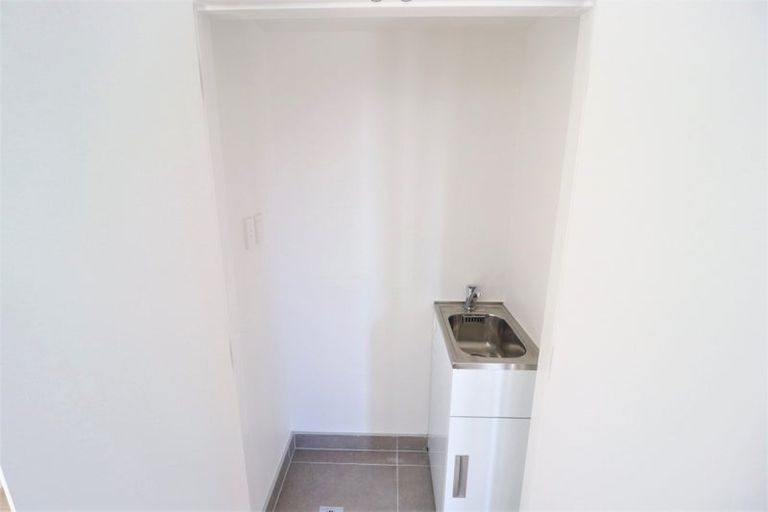 Photo of property in 34 Hobsonville Point Road, Hobsonville, Auckland, 0616