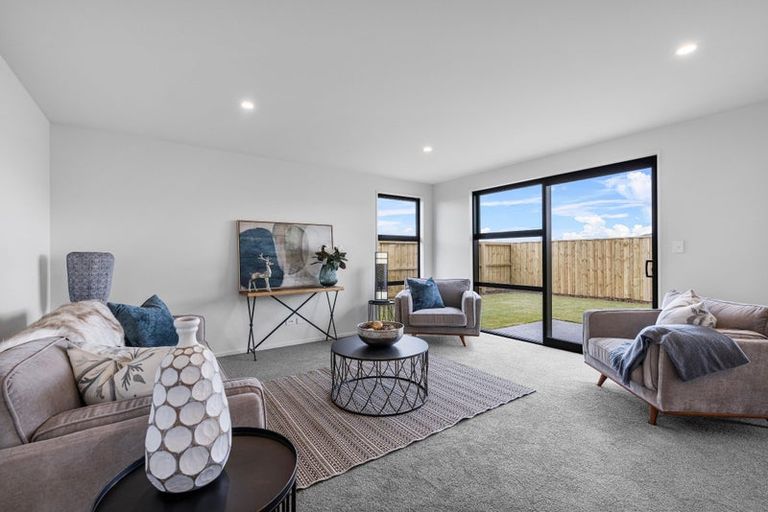 Photo of property in 33 Duporth Road, Rolleston, 7614