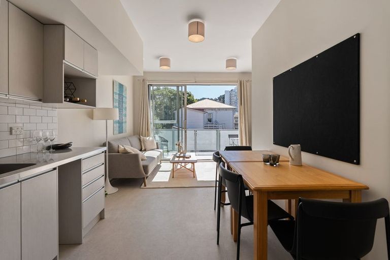 Photo of property in 246 Victoria Street, Te Aro, Wellington, 6011
