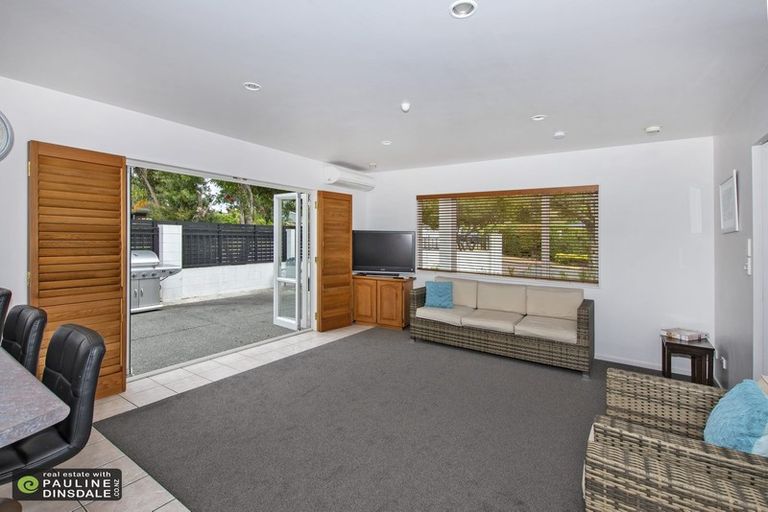 Photo of property in 2 Oxford Avenue, Te Kamo, Whangarei, 0112