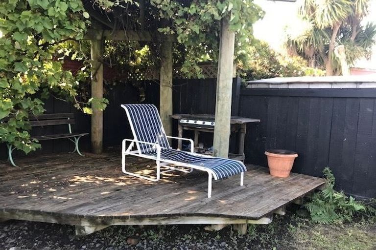 Photo of property in 70a Constable Street, Newtown, Wellington, 6021