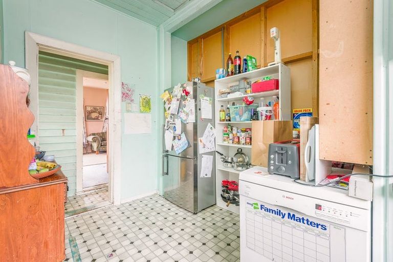 Photo of property in 15 Koromiko Street, Saint Martins, Christchurch, 8022