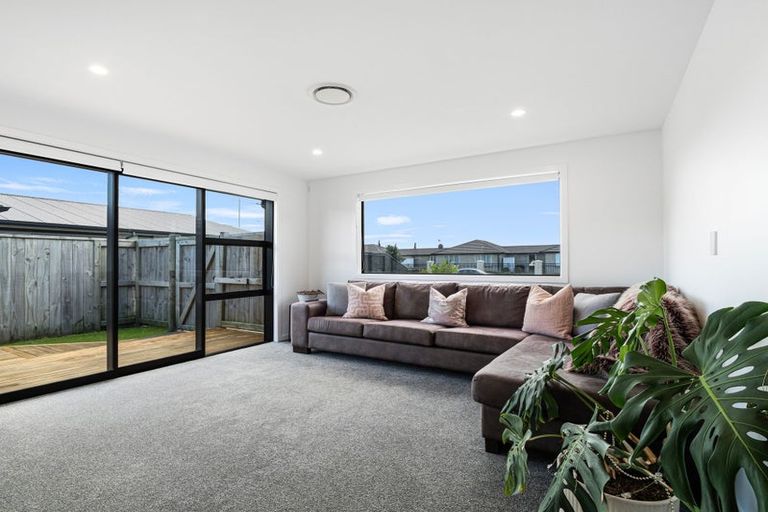 Photo of property in 38 Manawa Road, Papamoa Beach, Papamoa, 3118