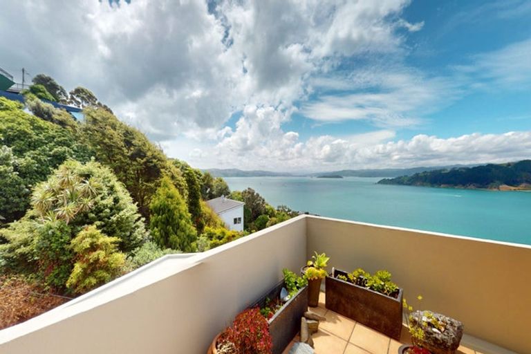 Photo of property in 79u2 Grafton Road, Roseneath, Wellington, 6011