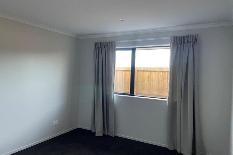 Photo of property in 29 Cousins Street, Woodend, 7691