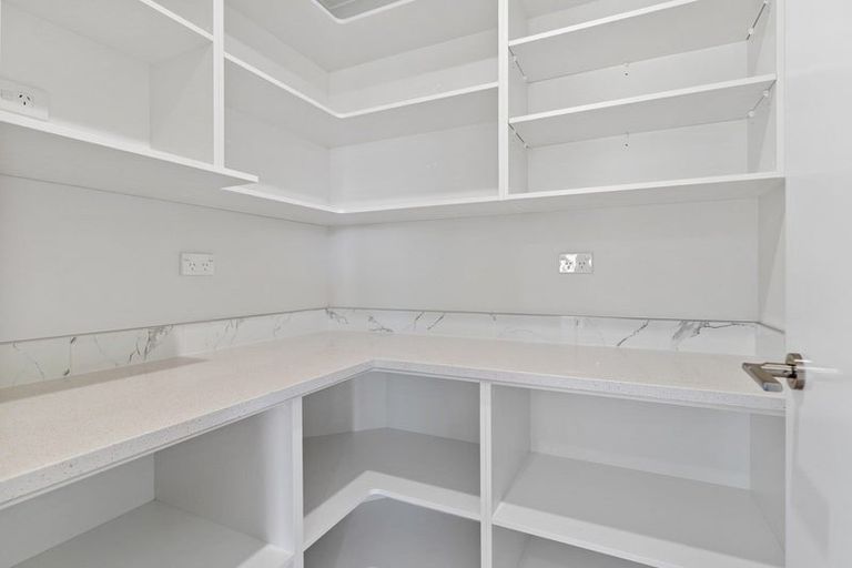 Photo of property in 38 Murray Ward Drive, Te Kauwhata, 3710