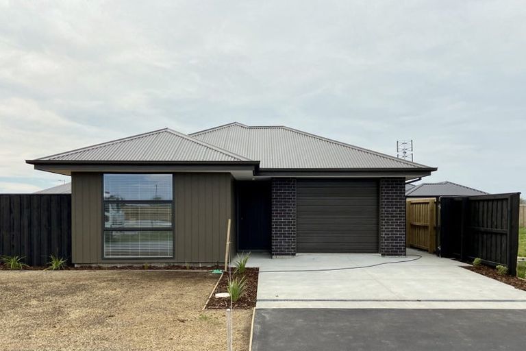 Photo of property in 39 Jean Batten Lane, Rolleston, 7615