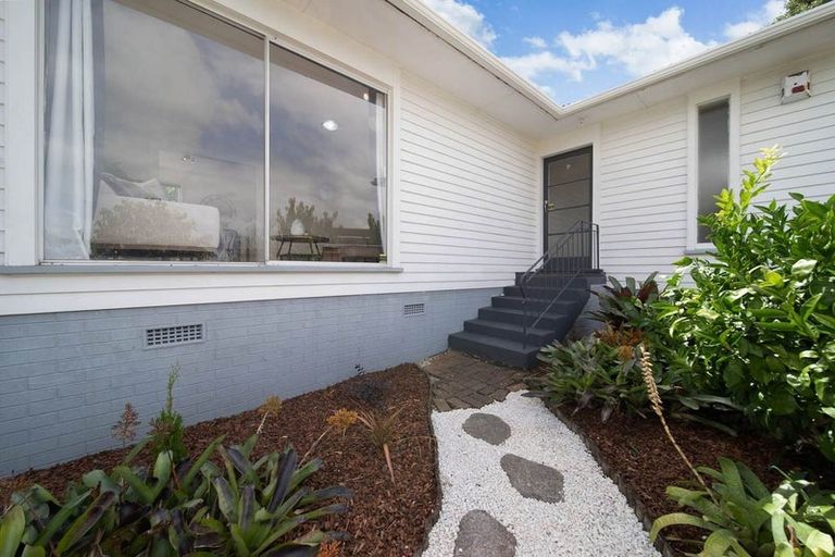 Photo of property in 1/363 Pakuranga Road, Pakuranga Heights, Auckland, 2010