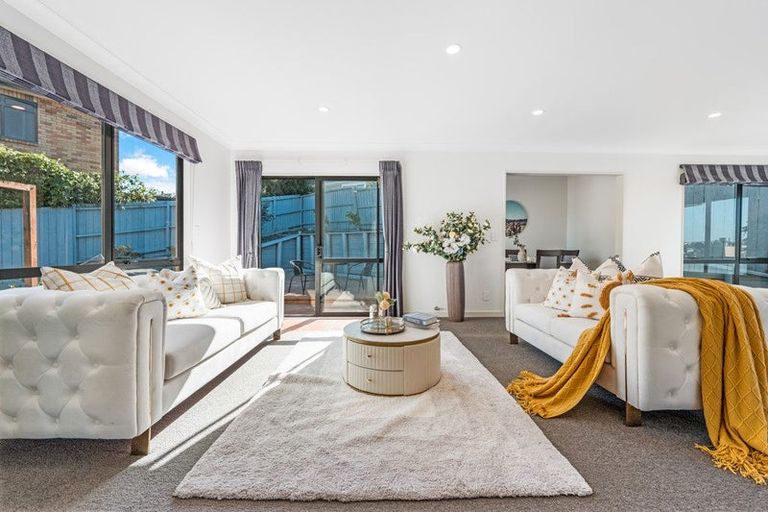 Photo of property in 48 Killybegs Drive, Pinehill, Auckland, 0632