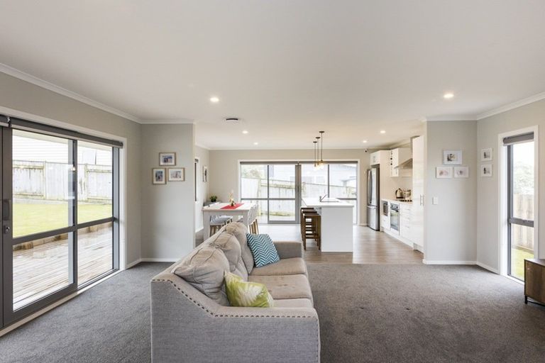 Photo of property in 24 Poplar Grove, Feilding, 4702