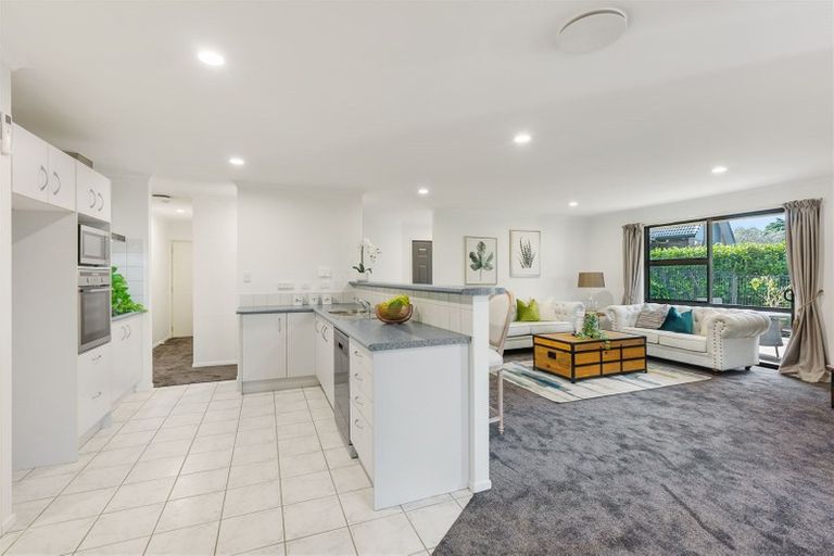 Photo of property in 2/44 Claude Road, Manurewa, Auckland, 2102