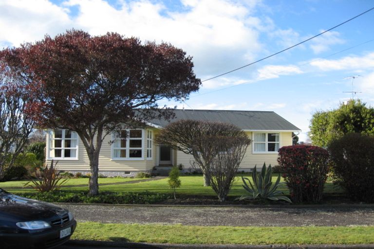 Photo of property in 10 Huia Street, Masterton, 5810