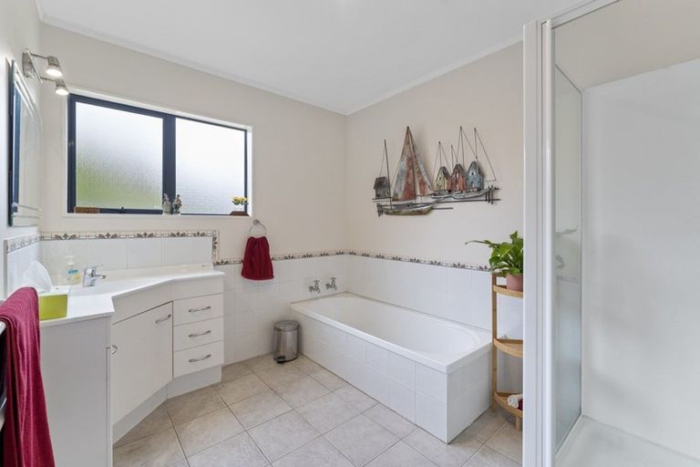 Photo of property in 61c Langdale Avenue, Paraparaumu, 5032