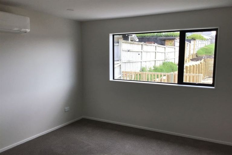 Photo of property in 13c Keiha Crescent, Massey, Auckland, 0614