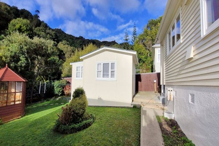Photo of property in 45 Wilkie Crescent, Naenae, Lower Hutt, 5011