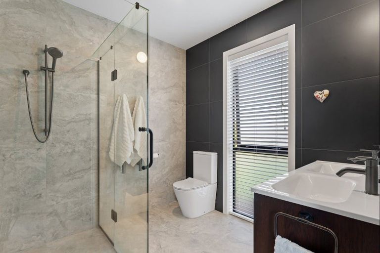 Photo of property in 8 Tiaki Lane, Matakana, 0985