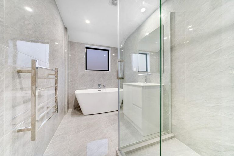 Photo of property in 14 Thomason Crescent, Pokeno, 2402